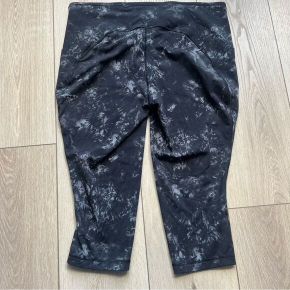 Lululemon Swift Speed High-Rise Crop 21" in Aquila Black Multi Size 20 - Picture 12 of 14